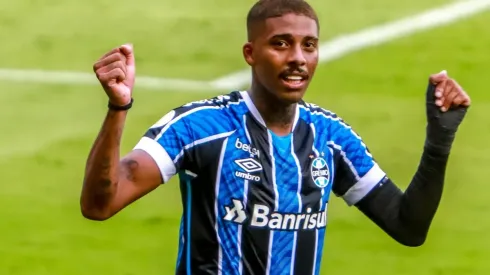Jean Pyerre, em campo com a camisa do Grêmio (Foto: Getty Images)