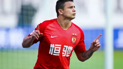 Guangzhou Evergrande Wins Chinese Super League Title