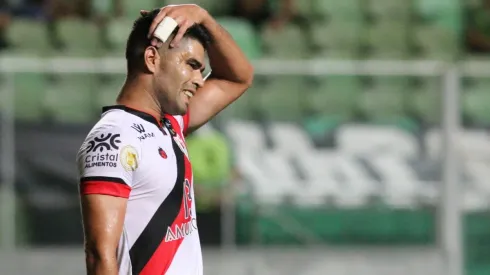 Zé Roberto, atacante do Atlético-GO, interessa ao Vasco