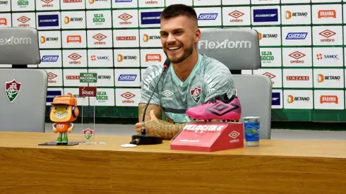 Nathan demonstra confiança com o elenco do Fluminense (FOTO: MAILSON SANTANA/FLUMINENSE FC)
