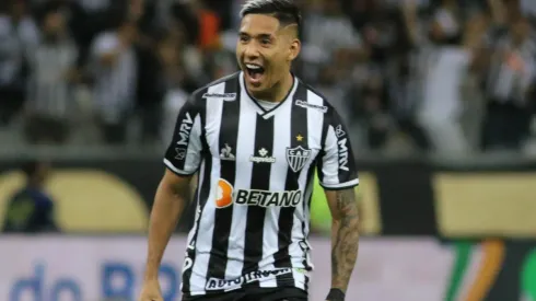 Zaracho explicou o porque da demora em se adaptar ao futebol brasileiro (Foto: Fernando Moreno/AGIF)