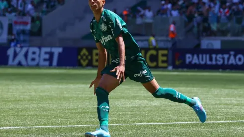 Giovani, cria do Palmeiras, desperta interesse de clubes europeus. Multa rescisória é de 60 milhões de euros