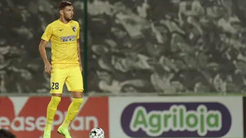 Willyan Rocha é zagueiro do Portimonense