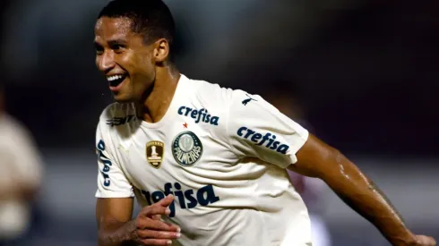 Murilo comemora gol diante da Ferroviária (Foto: Thiago Calil/AGIF)