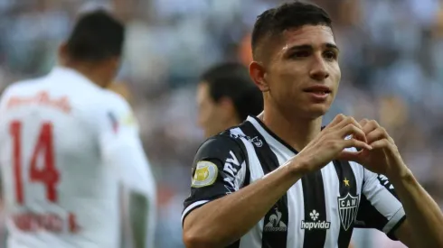 Savarino diz que Atlético entra como favorito em qualquer competição (Foto: Fernando Moreno/AGIF)