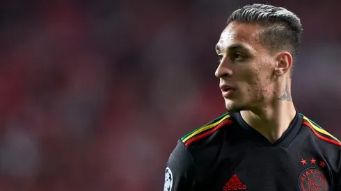 SL Benfica v AFC Ajax: Round Of Sixteen Leg One - UEFA Champions League