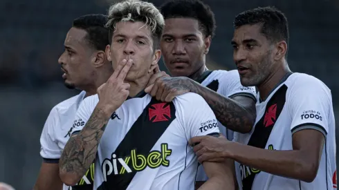 Nazário abriu o caminho para a boa vitória do Vasco sobre o Resende (Foto: Jorge Rodrigues/AGIF)