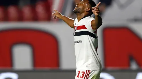 Luan comemora gol pelo São Paulo (Foto: Getty Images)