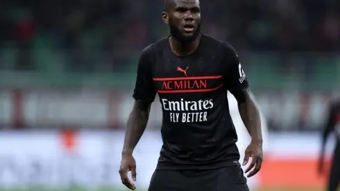 Franck Kessié está de saída do Milan