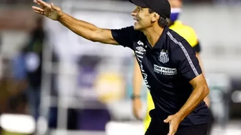 © Thiago Calil/AGIFFabián Bustos falou publicamente sobre a necessidade de se contratar reforços