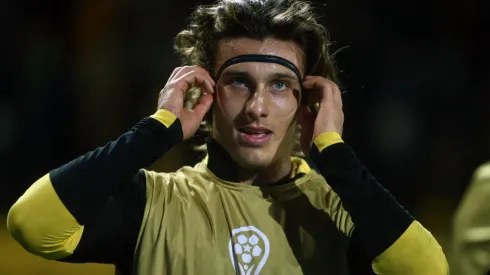 Pe�arol v Athletico Paranaense - Copa CONMEBOL Sudamericana 2021