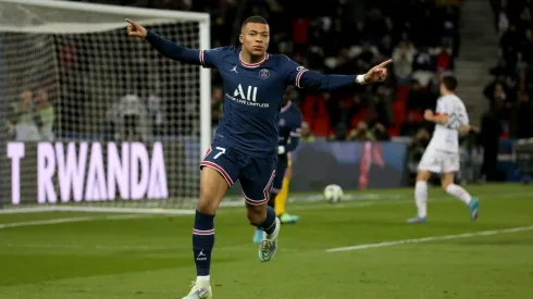 Paris Saint-Germain v FC Lorient – Ligue 1