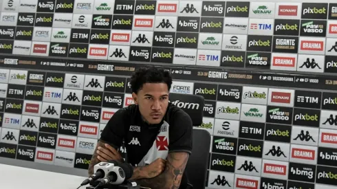 Zé Gabriel fala sobre expectativa para a estreia do Vasco na Série B (Foto: Thiago Ribeiro/AGIF0