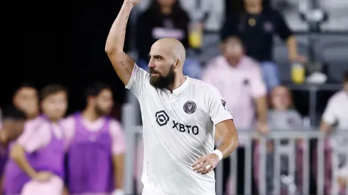 Pai de Gonzalo Higuaín falou sobre futuro profissional do filho