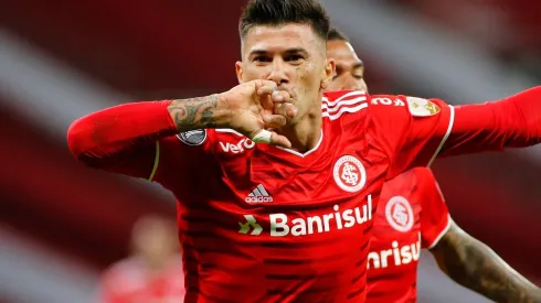 Internacional v Olimpia - Copa CONMEBOL Libertadores 2021
