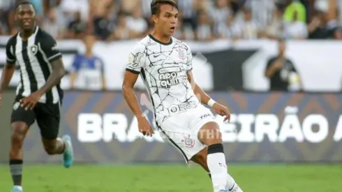 Giovane é uma aposta do técnico Vitor Pereira (Foto: Rodrigo Coca / Agência Corinthians)