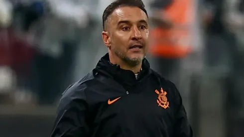 Vítor Pereira, treinador do Corinthians (Foto: Marcello Zambrana/AGIF)