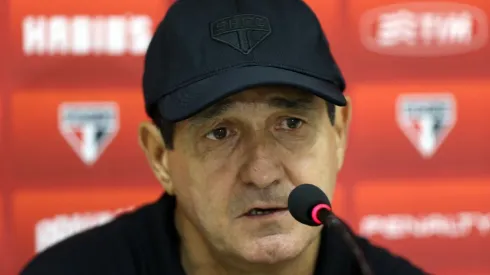 Vitoria v Sao Paulo - Brasileirao Series A 2014