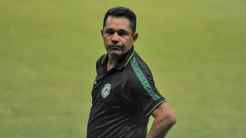 Glauber Ramos, treinador do Goiás, não contará mais com Luan, que pediu para deixar o clube