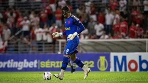 Thiago Rodrigues se mostra animado com atual momento do Vasco (Foto: Celio Junior/AGIF)