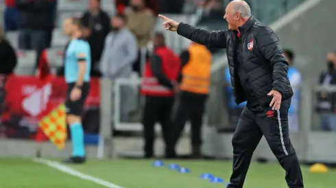 Felipão elogia Léo Cittadini (Foto: Heuler Andrey/Getty Images)