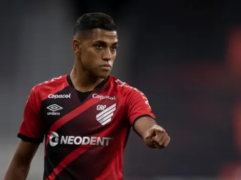 Gigante brasileiro mira a contratação do atacante Pedro Rocha, do Athletico