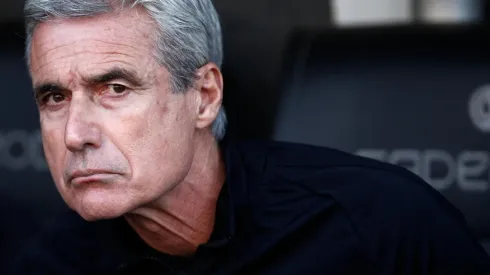 Luís Castro fala sobre a imprensa brasileira (Foto: Buda Mendes/Getty Images)