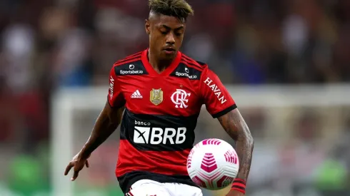 Bruno Henrique desfalcará o Flamengo entre 10 e 12 meses (Foto: Getty Images)