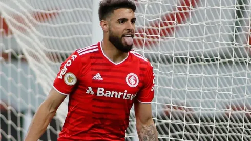 Yuri Alberto comemora gol pelo Internacional (Foto: Getty Images)