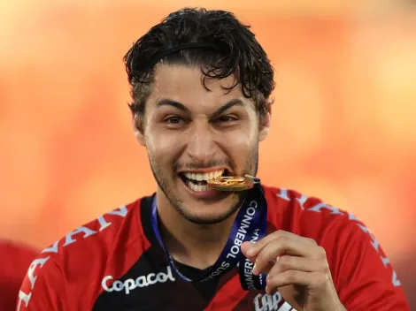 Clube anuncia a contratação do lateral Marcinho, ex-Athletico e Botafogo