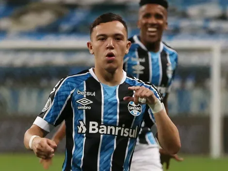 Clube da Premier League oficializa proposta de R$ 194 milhões pelo atacante Pepê, ex-Grêmio