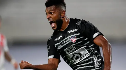 Borja comemora gol com a camisa do Junior Barranquilla (Foto: Getty Images)