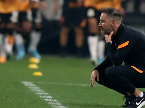 Vítor Pereira e diretoria do Corinthians entram em divergência sobre chegada de meia ao clube