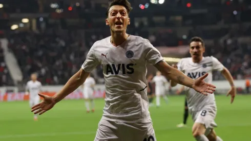 Eintracht Frankfurt v Fenerbahce: Group D - UEFA Europa League