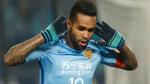 Alex Teixeira está próximo de acertar o retorno ao Vasco (Foto: Getty Images)
