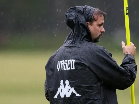 Volta, Zé Ricardo? Pressionado, Maurício Souza diz que tenta aprimorar o Vasco