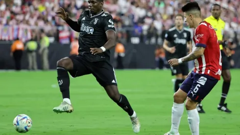 Paul Pogba lesionou o joelho em partida contra o Chivas