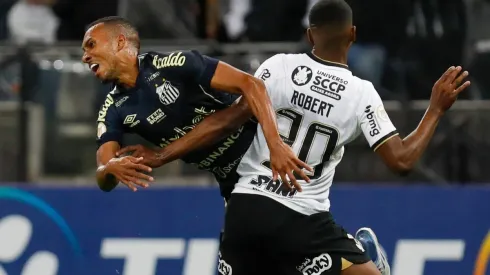 Robert Renan, em campo pelo Corinthians (Foto: Getty Images)