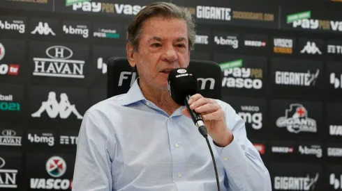 Fifa libera Vasco da transfer e clube corre para inscrever Alex Teixeira (Foto: Rafael Ribeiro / Vasco)