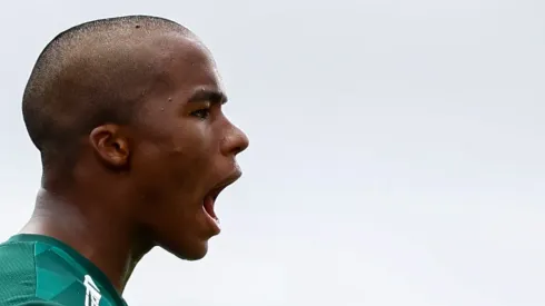 Endrick pode estrear com a camisa do Palmeiras