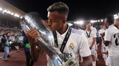 Rodrygo conta que leva conselhos de Pelé para a vida (Foto: Alex Grimm/Getty Images)