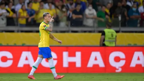 Ex-treinador da seleção holandesa critica futeubol de Antony (Foto: Pedro Vilela/Getty Images)