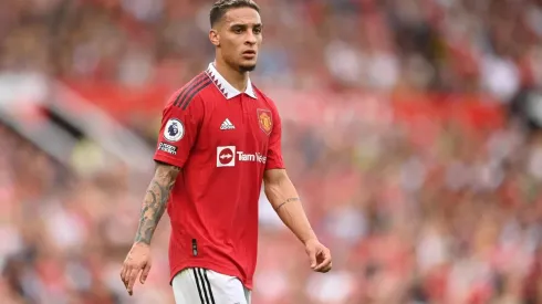 Diretor esportivo do Ajax conta que técnico ficou irritado com a saída de Antony para o Manchester United (Foto: Michael Regan/Getty Images)