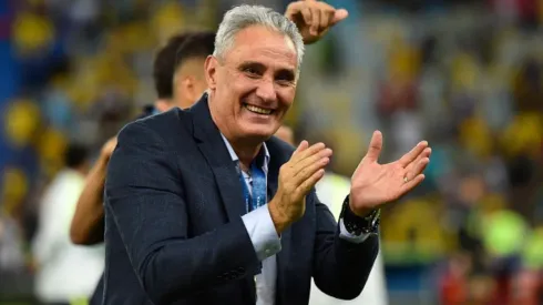 Técnico da seleção brasileira elogia jogador que está em “extraordinário momento”