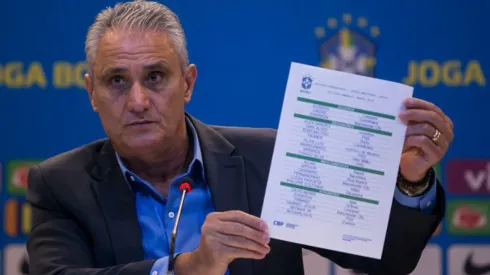 Técnico Tite diz que jogador do Palmeiras segue na concorrência por vaga na Copa do Mundo