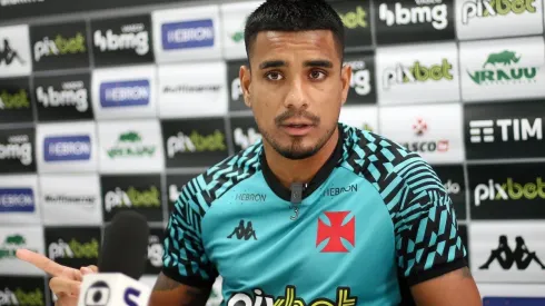 Léo Matos admite momento ruim do Vasco, mas acredita no acesso à Série A (Foto: Daniel RAMALHO/VASCO)