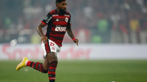 Rodinei comemora boa fase no Flamengo e queria Arrascaeta na Seleção Brasileira (Foto: Wagner Meier/Getty Images)