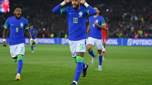 Seleção brasileira goleia a Tunísia no último jogo antes da copa do mundo no Catar