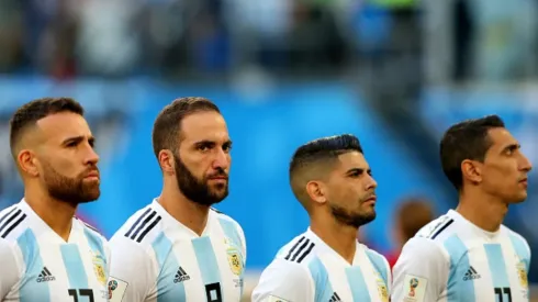 Vice campeão da copa do mundo de 2014 anuncia sua aposentadoria