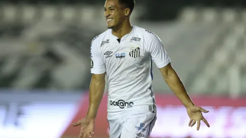 Santos v Defensa y Justicia - Copa CONMEBOL Libertadores 2020